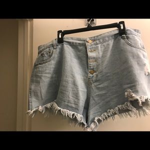 NWOT 3x distressed cut offs